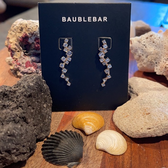 NWOT Baublebar Farah Ear Crawlers Earrings - Picture 3 of 6